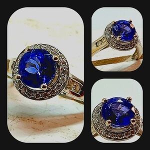 Tanzanite 2 Carat w/ 24 pcs. Diamond 14KWG Ring